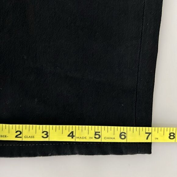 NWT Everlane The Relaxed 4-Way Stretch Organic
Jean | Uniform Black Size 33 X 32 - Picture 12 of 15